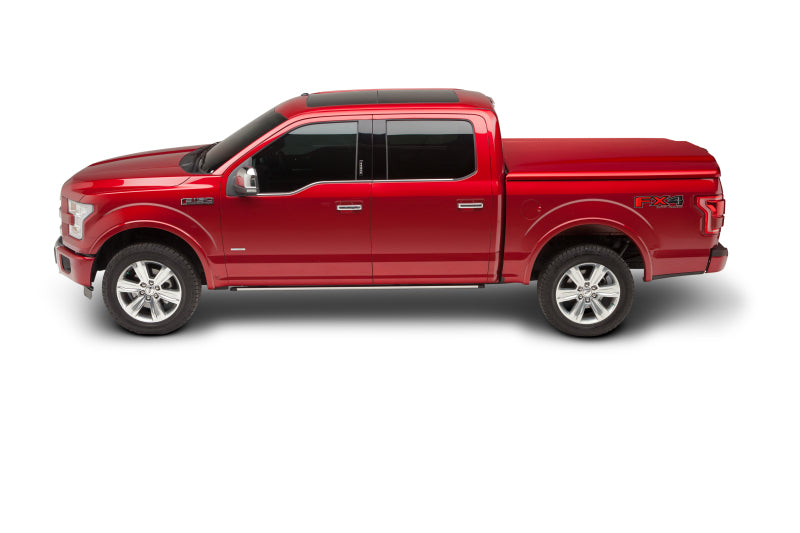 UnderCover 16-20 Toyota Tacoma 5ft Elite LX Bed Cover - Bright Red (Req Factory Deck Rails)