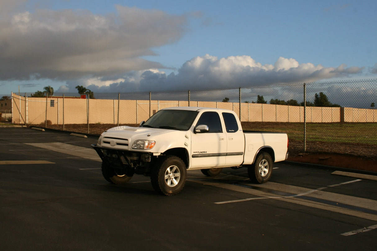 2000-2006 Toyota Tundra Access Cab One-Piece