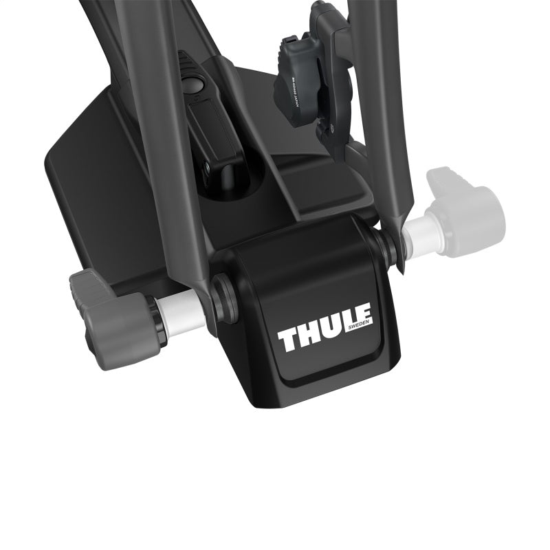 Thule FastRide Fork-Mount Roof Bike Rack (For Quick-Release Bikes/Adapter Req. for Thru-Axle) - Blk