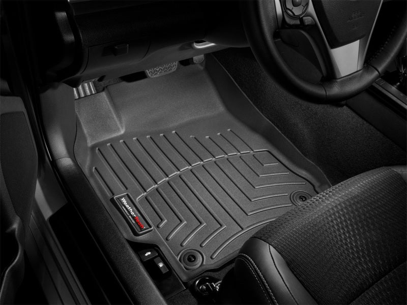 WeatherTech 00-04 Toyota Tundra Front FloorLiner - Black