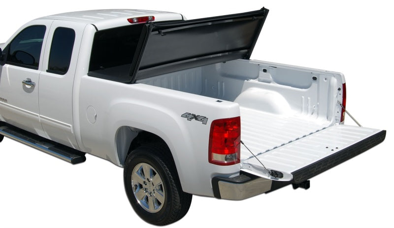 Tonno Pro 14-19 Toyota Tundra 5.5ft Fleetside Tonno Fold Tri-Fold Tonneau Cover